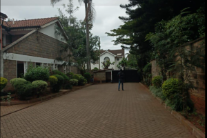 5 bedroom Townhouse for rent - Lavington Nairobi