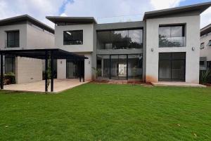 5 bedroom Houses for rent Runda Nairobi