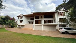 5 bedroom Houses for sale Thigiri Nairobi