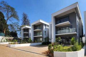 5 bedroom Flat&Apartment for sale Lavington Nairobi