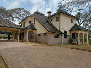 5 bedroom Houses for rent Karen Nairobi