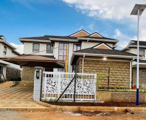5 bedroom Houses for sale migaa  Riabai Kiambu