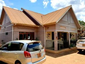5 bedroom Bungalow Apartment for sale Kyaliwajjala road  Kira Wakiso Central