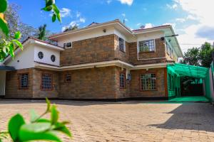 6 bedroom Houses for rent Athi RIver Machakos