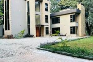 Houses for rent Karen Nairobi