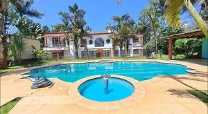6 bedroom Houses for rent Nyari Nairobi