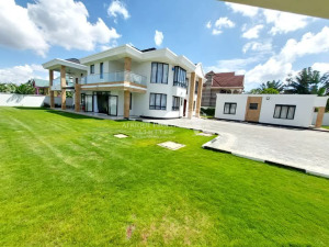 6 bedroom Townhouse for sale Kiambu Kiambu