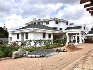 6 bedroom Townhouse for rent Karen Nairobi