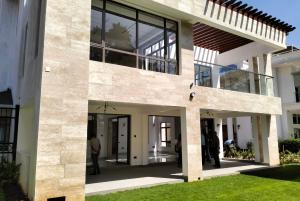 6 bedroom Houses for sale Lavington Nairobi