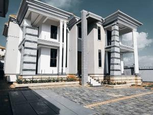 6 bedroom Bungalow Apartment for sale Kira mamerito road  Kira Wakiso Central