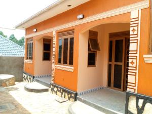 1 bedroom mini flat  Bungalow Apartment for rent wampeewo road Wakiso Central
