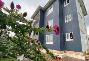 3 bedroom Bungalow Apartment for rent kira road Wakiso Central