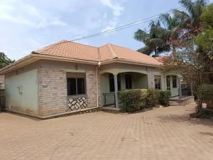 2 bedroom Bungalow Apartment for rent kira road Kira Wakiso Central