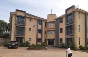 3 bedroom Apartment Block Apartment for rent bweyogerere road  Wakiso Central