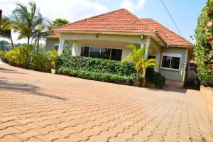 4 bedroom Bungalow Apartment for rent Najjera road  Wakiso Central