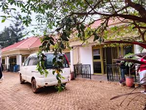 Bungalow Apartment for rent Bweyogerere road Wakiso Central