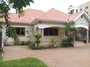 4 bedroom Apartment Block Apartment for rent Kyaliwajjala road Wakiso Central