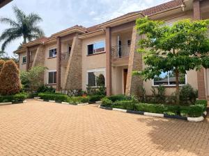 3 bedroom Apartment for rent Najjera road  Kampala Central Kampala Central