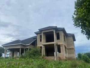 4 bedroom Villa for sale Kiwenda Luweero Central