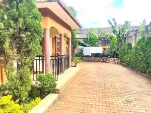 2 bedroom Bungalow Apartment for rent gayaza road Gayaza Wakiso Central