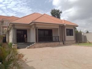 4 bedroom Bungalow Apartment for sale Kira nsaza  Kampala Central Kampala Central