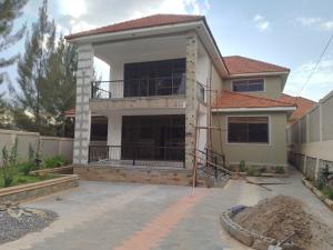 4 bedroom Apartment for sale Kira town  Kampala Central Kampala Central