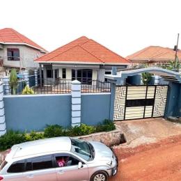 4 bedroom Villa for sale Kitende Entebbe road  Kampala Central Kampala Central