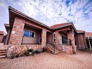 4 bedroom Bungalow Apartment for sale Kira  Kampala Central Kampala Central