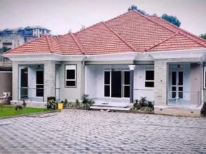 4 bedroom Bungalow Apartment for sale Kira road  Kira Wakiso Central