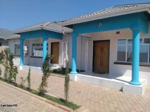 2 bedroom Bungalow Apartment for rent Bukoto road Bukoto Kampala Central