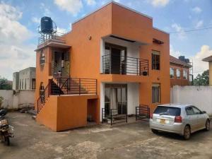 2 bedroom Apartment Block Apartment for rent buwaate road Wakiso Central