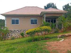 3 bedroom Villa for sale Kasangati buwambo Gayaza Wakiso Central