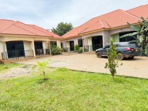 2 bedroom Bungalow Apartment for sale Najjera buwaate road  Kampala Central Kampala Central