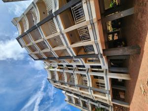 3 bedroom Apartment for rent Katuso road Makindye Kampala Central