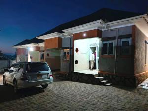 1 bedroom mini flat  Bungalow Apartment for rent namugongo road Wakiso Central