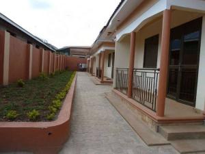2 bedroom Bungalow Apartment for rent kira road Kira Wakiso Central