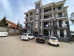3 bedroom Apartment Block Apartment for rent Kyanja road Kampala Central
