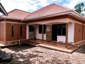 4 bedroom Bungalow Apartment for sale Namugongo  Kampala Central