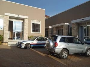 1 bedroom mini flat  Apartment Block Apartment for rent kisaasi road Kampala Central