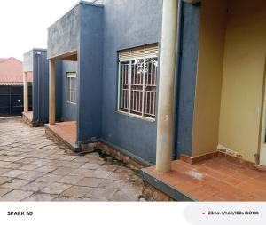 1 bedroom mini flat  Bungalow Apartment for rent Kireka mbalwa road  Kampala Central Kampala Central