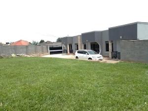 1 bedroom mini flat  Bungalow Apartment for rent namugongo road Wakiso Central