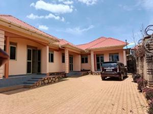 1 bedroom mini flat  Bungalow Apartment for rent namugongo road Wakiso Central
