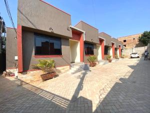 1 bedroom mini flat  Bungalow Apartment for rent buwaate road Wakiso Central