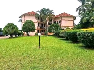 2 bedroom Apartment Block Apartment for rent mutungo road Kampala Central