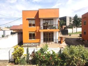 2 bedroom Apartment Block Apartment for rent buwaate road Kampala Central