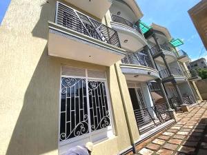 2 bedroom Apartment Block Apartment for rent kyanja road Kampala Central