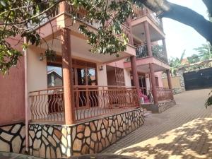 2 bedroom Apartment Block Apartment for rent naalya road Wakiso Central