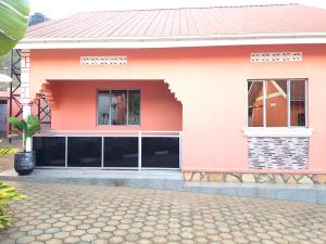 2 bedroom Apartment Block Apartment for rent Plot 5133, Block 265, Zana–Bunamwaya Ssabagado-Makindye Wakiso Central
