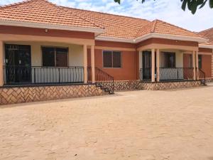 2 bedroom Bungalow Apartment for rent Kira road  Kampala Central Kampala Central