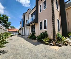 3 bedroom Apartment for rent Namugongo road  Kampala Central Kampala Central